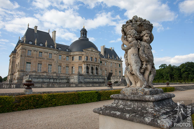 The château, garden side