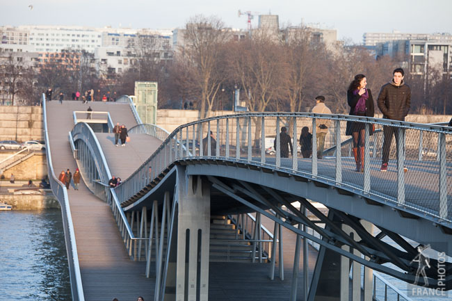 Passerelle Simone de Beauvoir