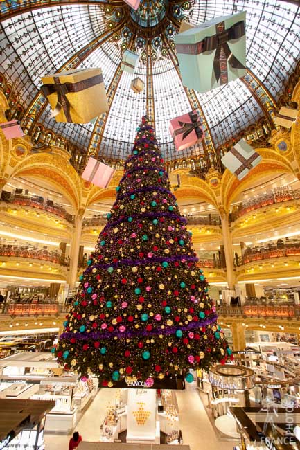 Galeries Lafayette Christmas Tree: Festive Season in Paris